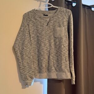 5/$25 Gray Ladies Crew Sweater